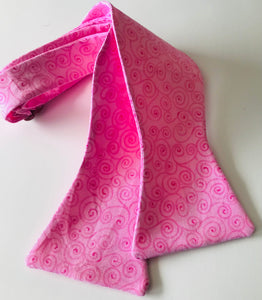 Compliments Bowtie