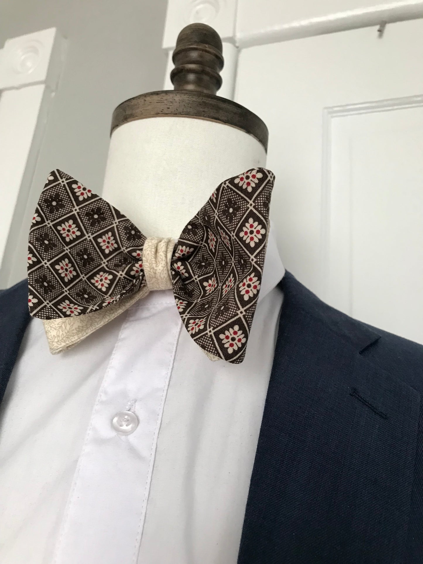 Brown print with cream print reversible Bowtie set