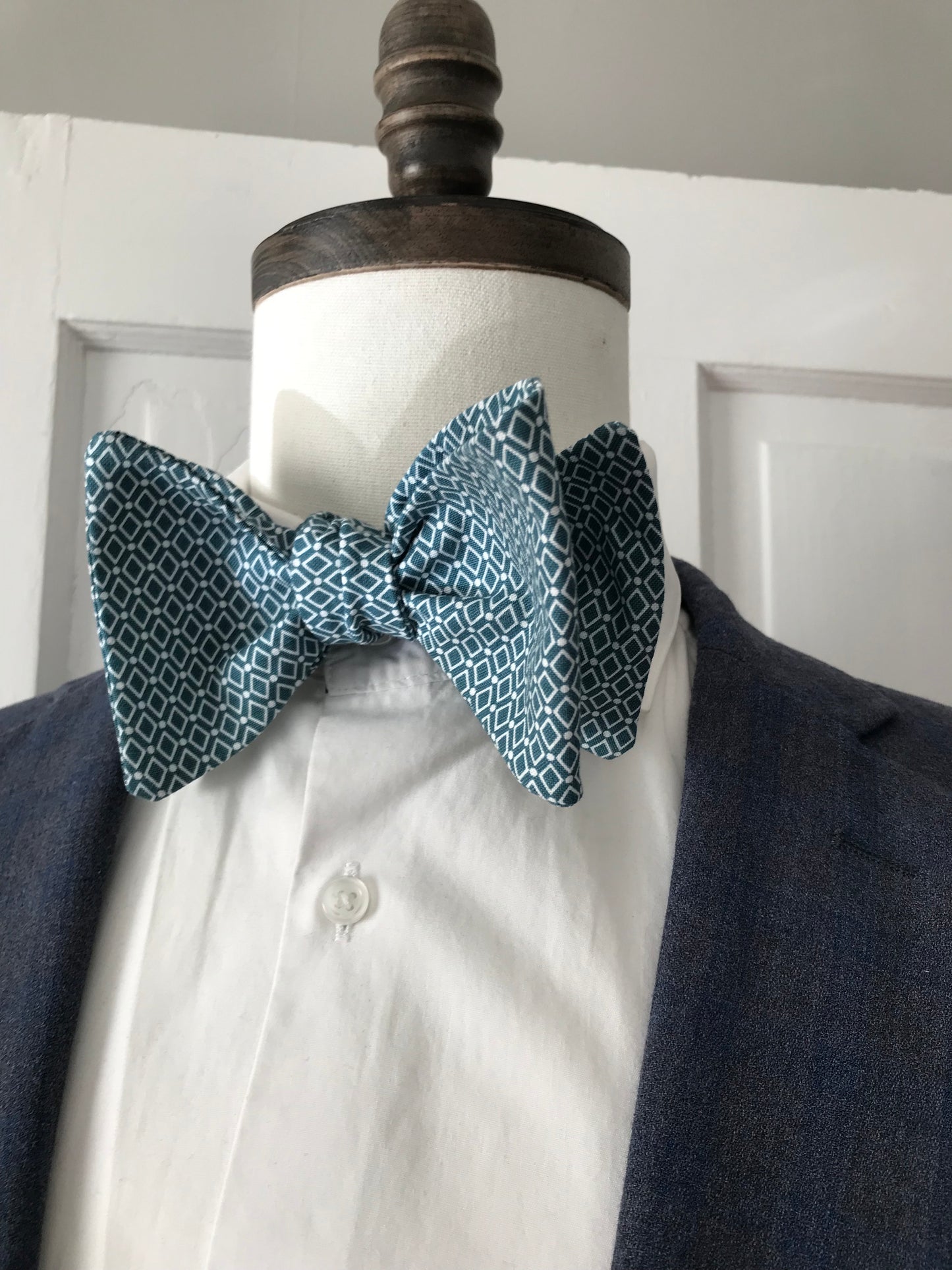 Tealish Bowtie set (FATBOW)