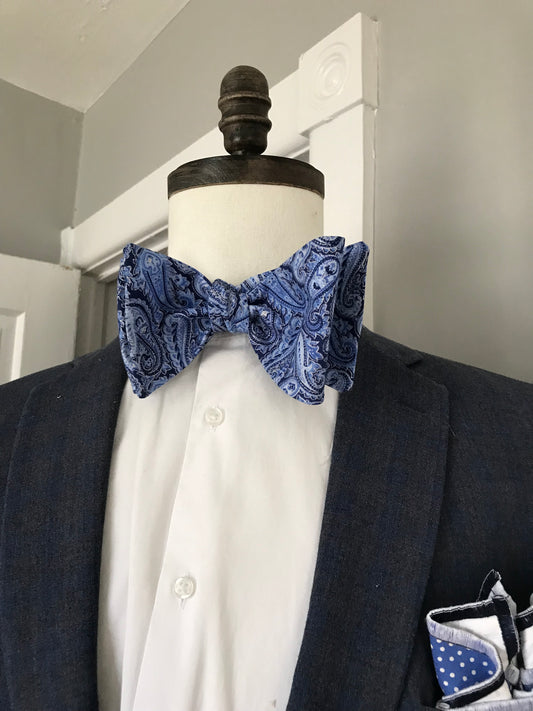 Blue paisley print Bowtie Set