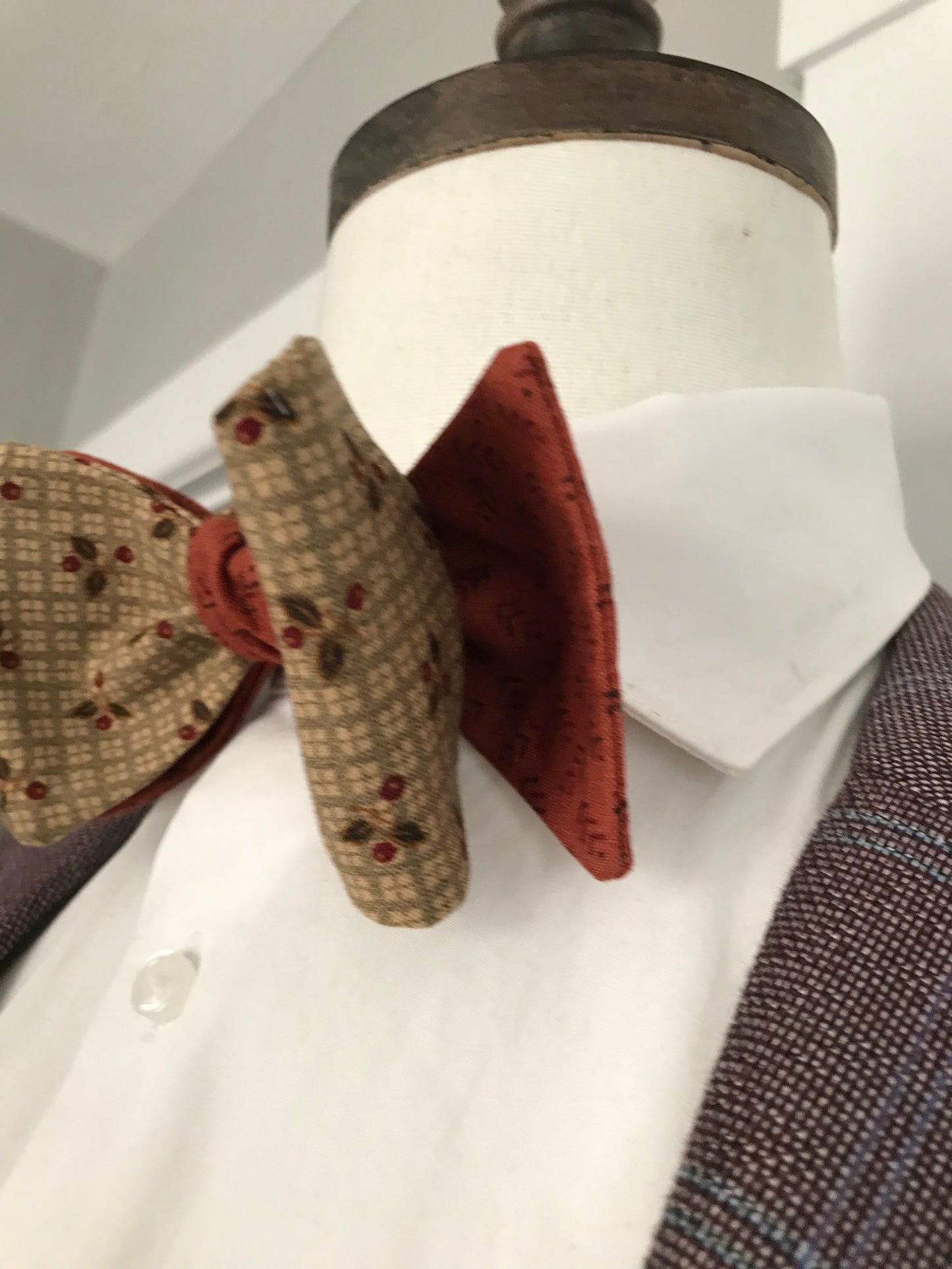 Burnt orange and brownish reversible Bowtie set (traditional)