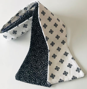 Mixed emotions Bowtie