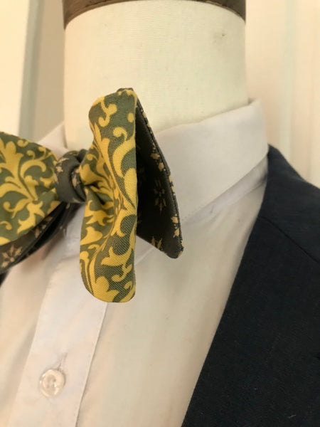 Grey and yellow print with yellow and grey print reversible Bowtie set