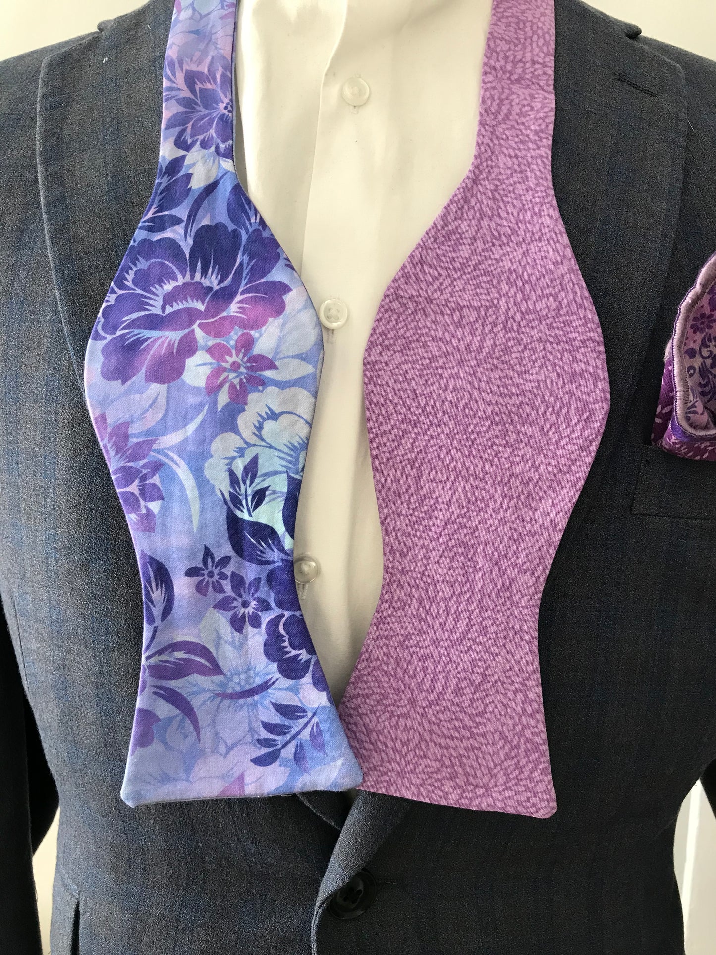 Lavender and purple print reversible Bowtie set (FATBOW)