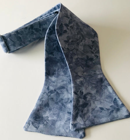 Blue grey Bowtie