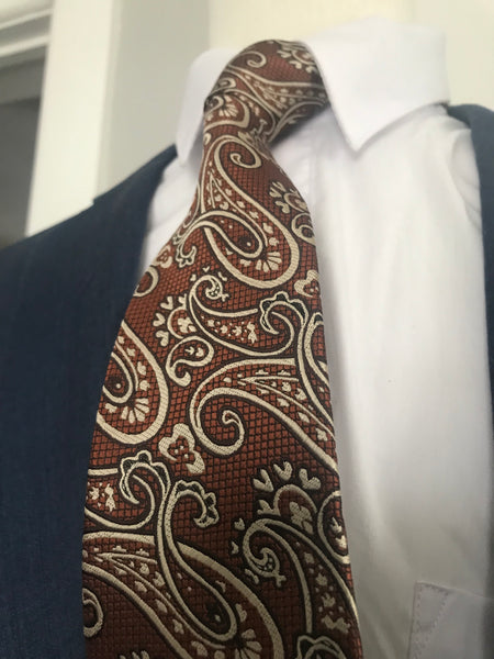 Brown and beige print tie set