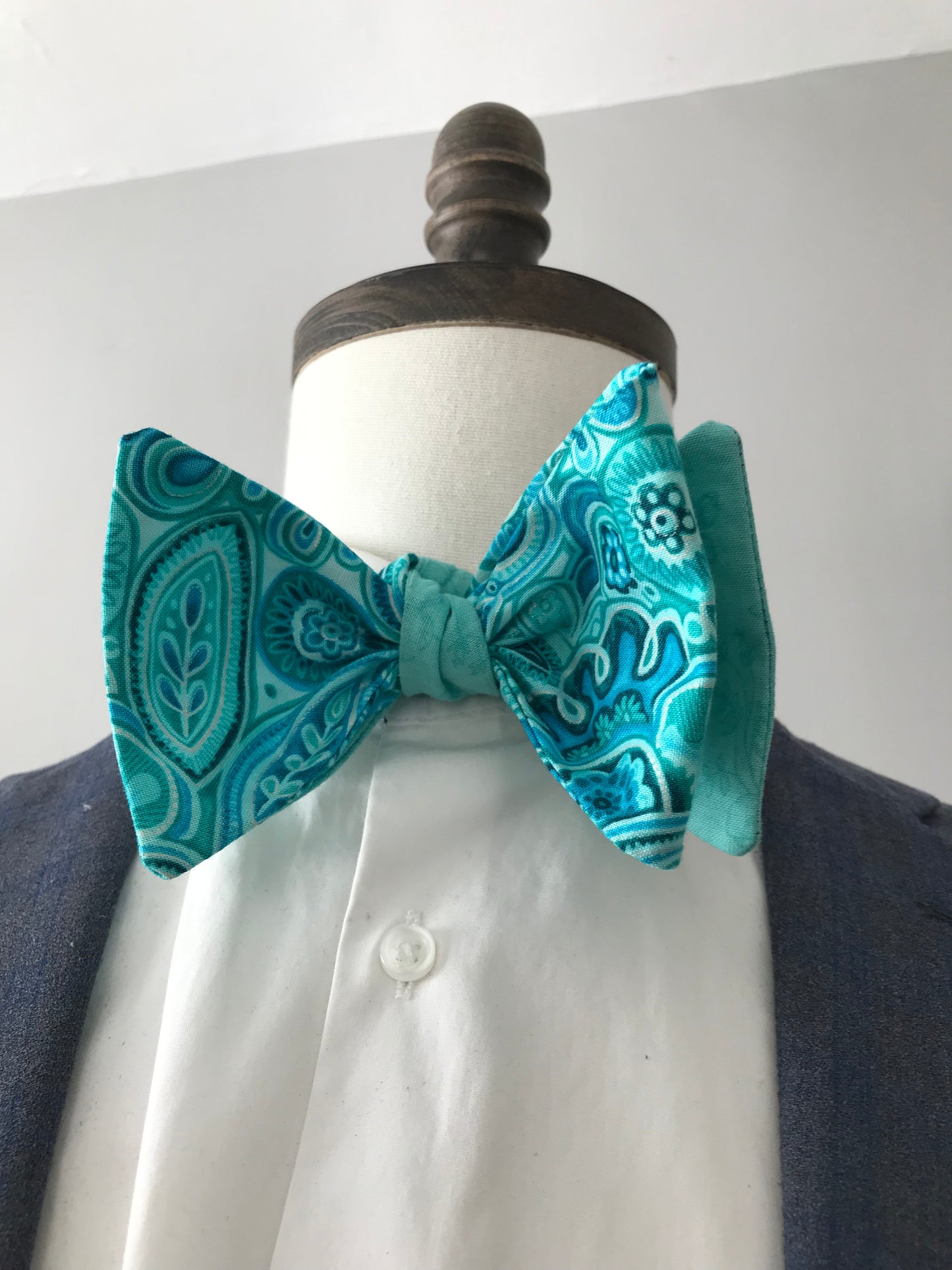 Teal paisley and teal print reversible Bowtie set (FATBOW)