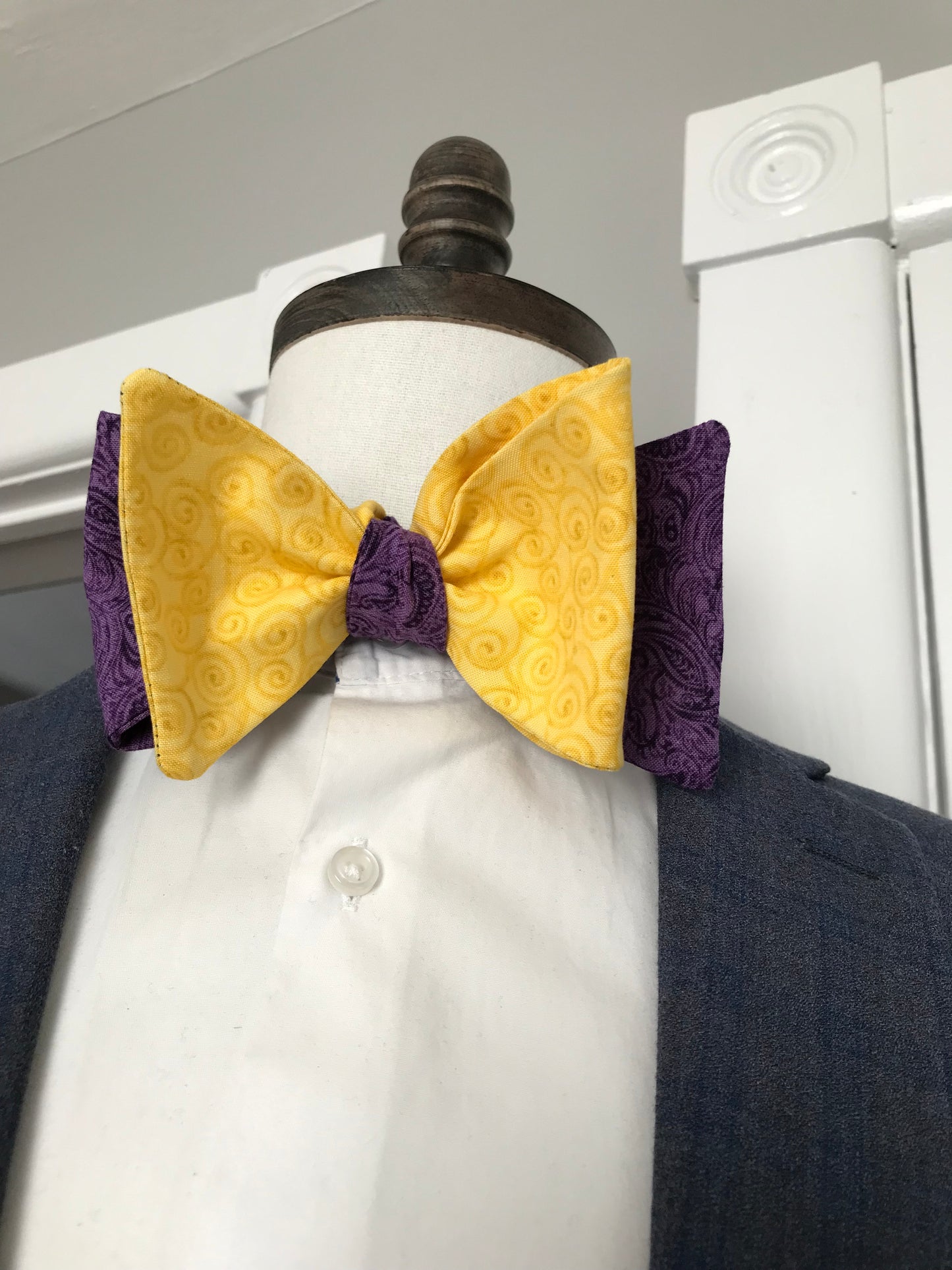 Purple and Gold reversible Bowtie set (FATBOW)