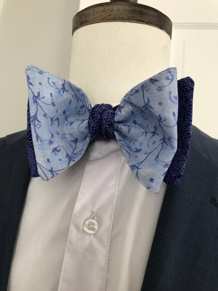 Powder blue and blue print reversible Bowtie set