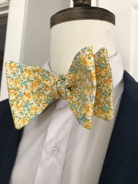 Yellow flower with teal Bowtie set