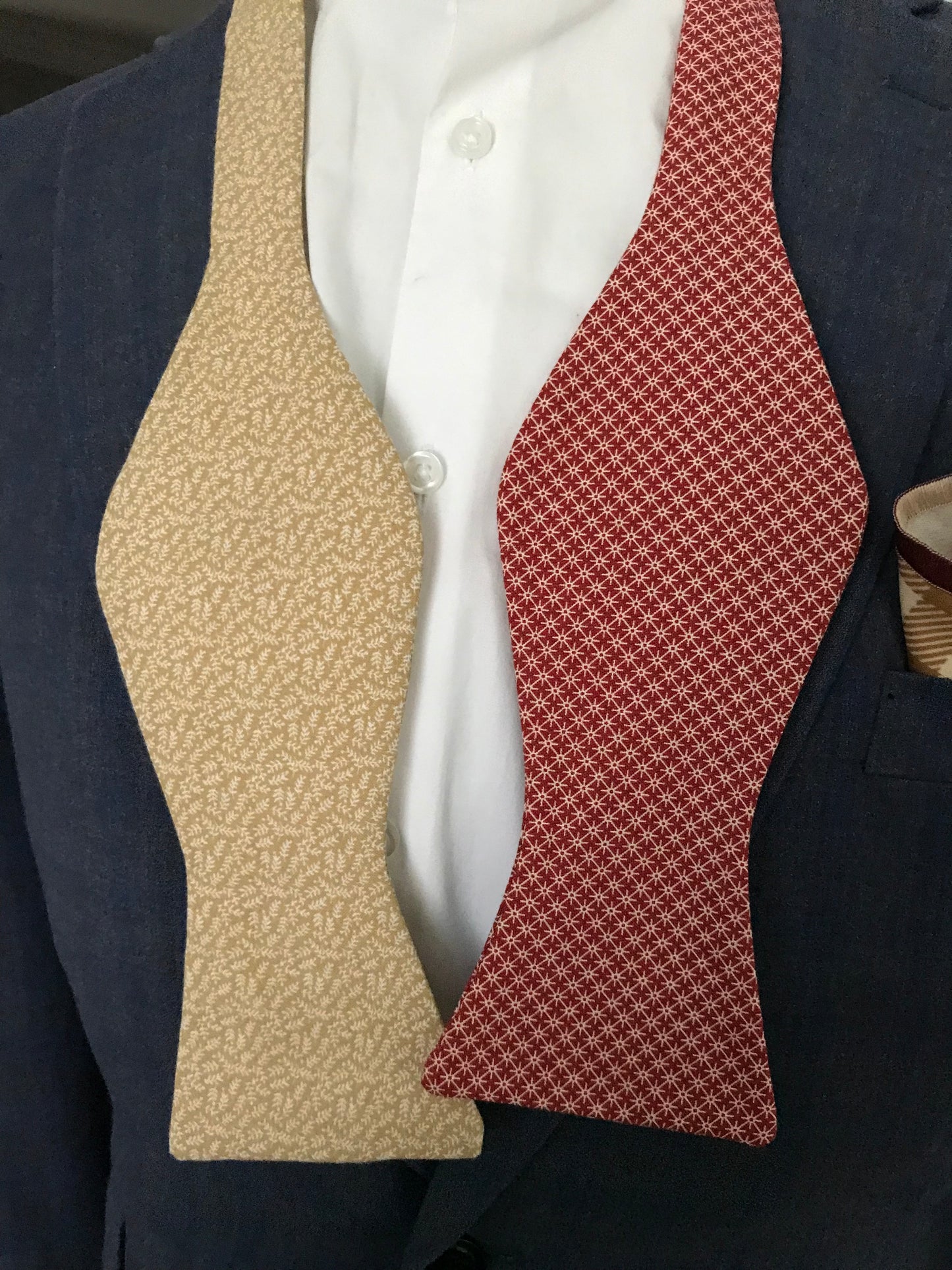 Rusty and tan reversible Bowtie set (FATBOW)
