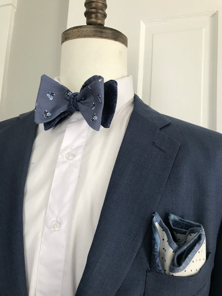 Blue paisley with blue small flower print reversible Bowtie set