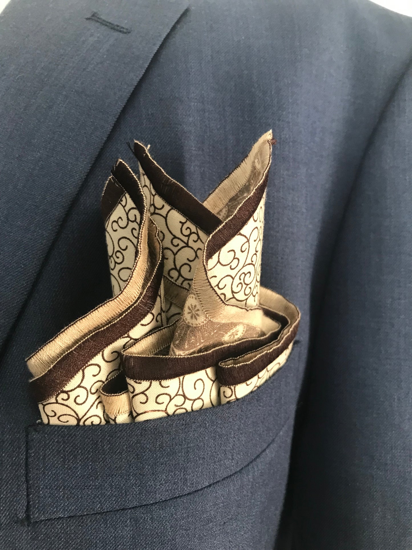 Brown and bone print reversible Bowtie set (FATBOW )