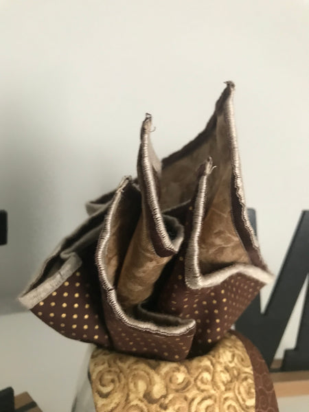 Milk chocolate mix with hints of gold Reversible Bowtie set