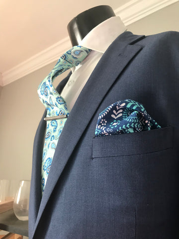 Light green and teal paisley print Tie set