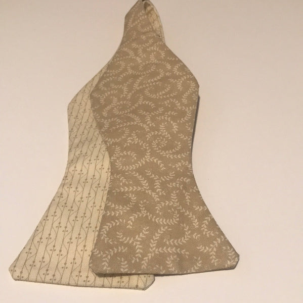 Beige on Tan print Bowtie Set