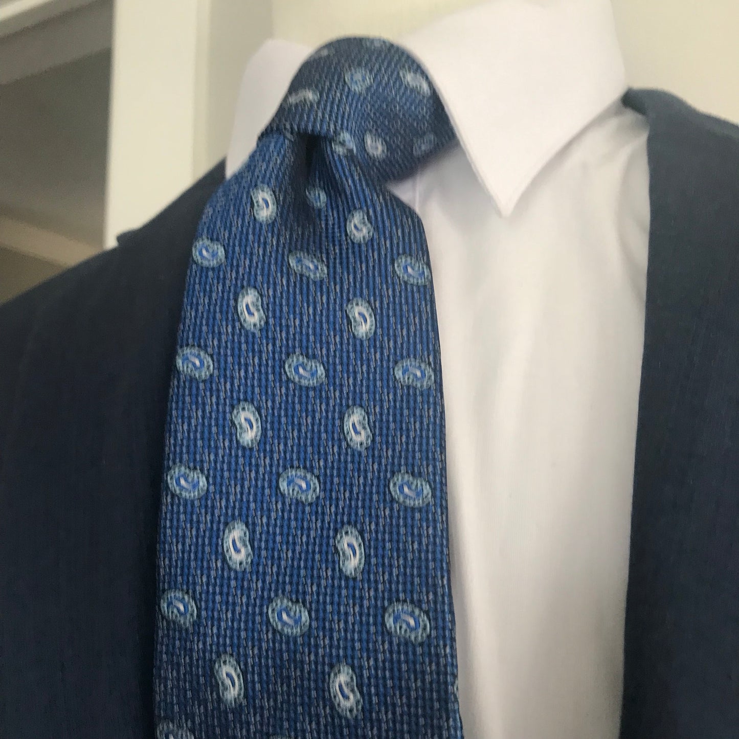 Blue small paisley tie set