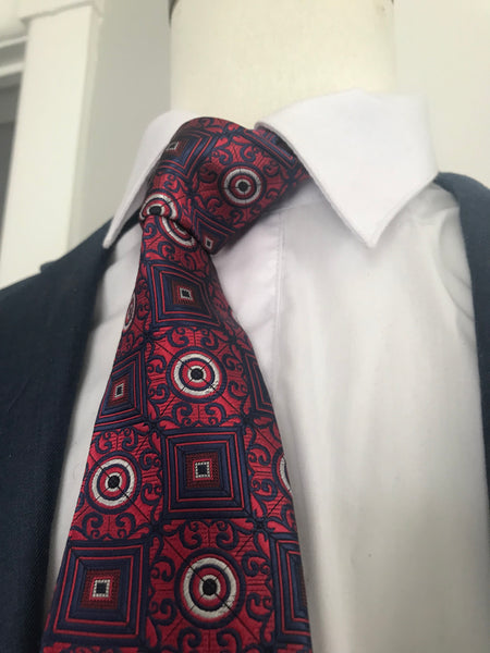 Red and blue print tie set
