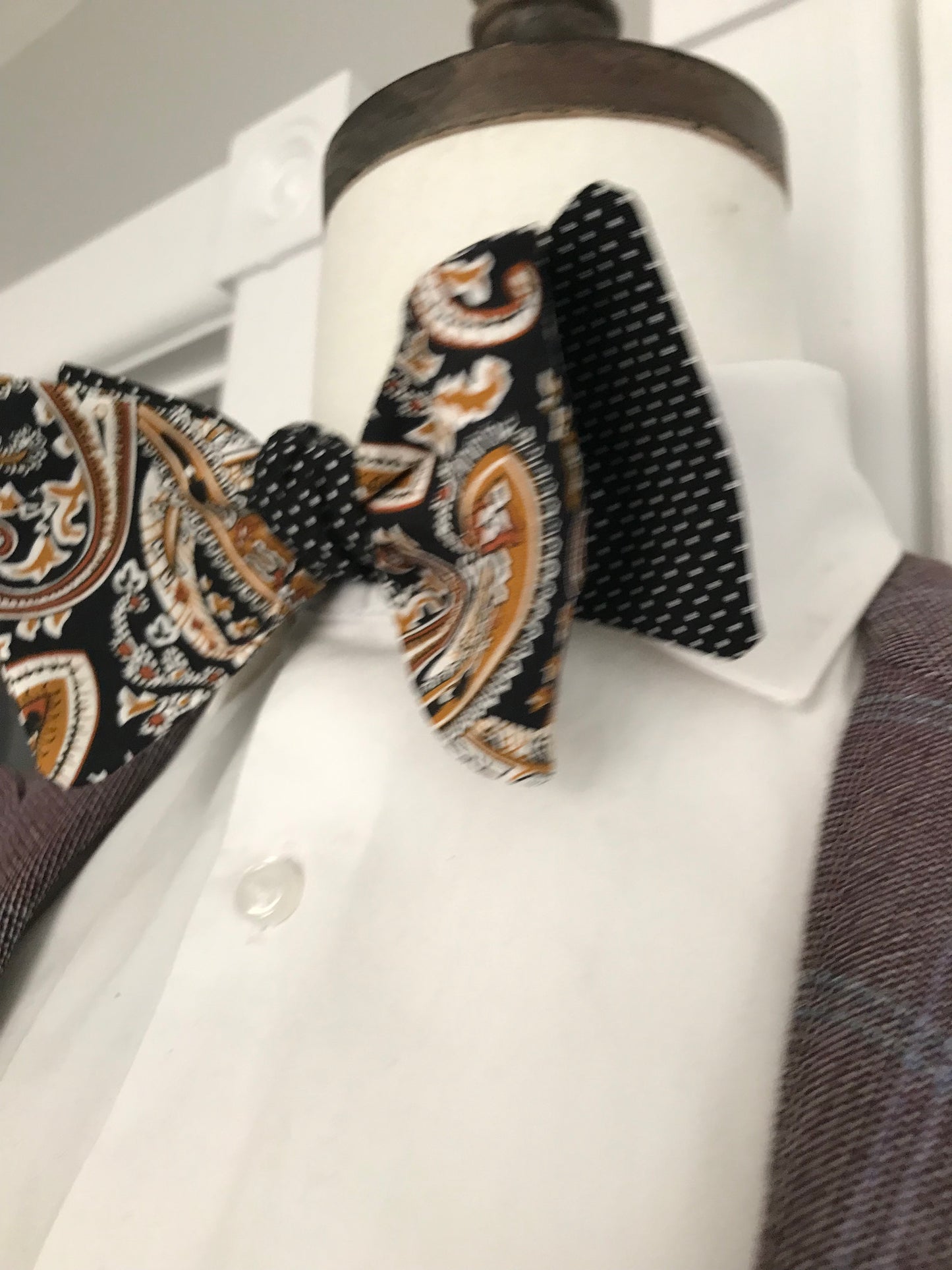Brown and black paisley with black and white dots reversible Bowtie set (traditional)