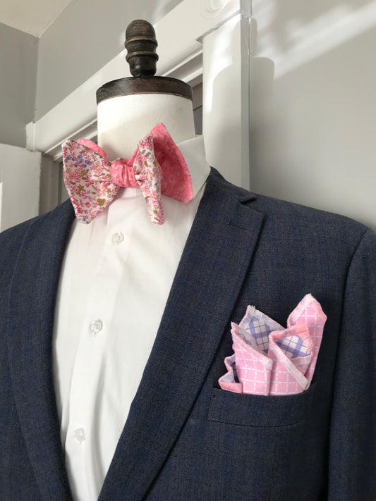 Pink flower and pink print reversible Bowtie set (FATBOW)