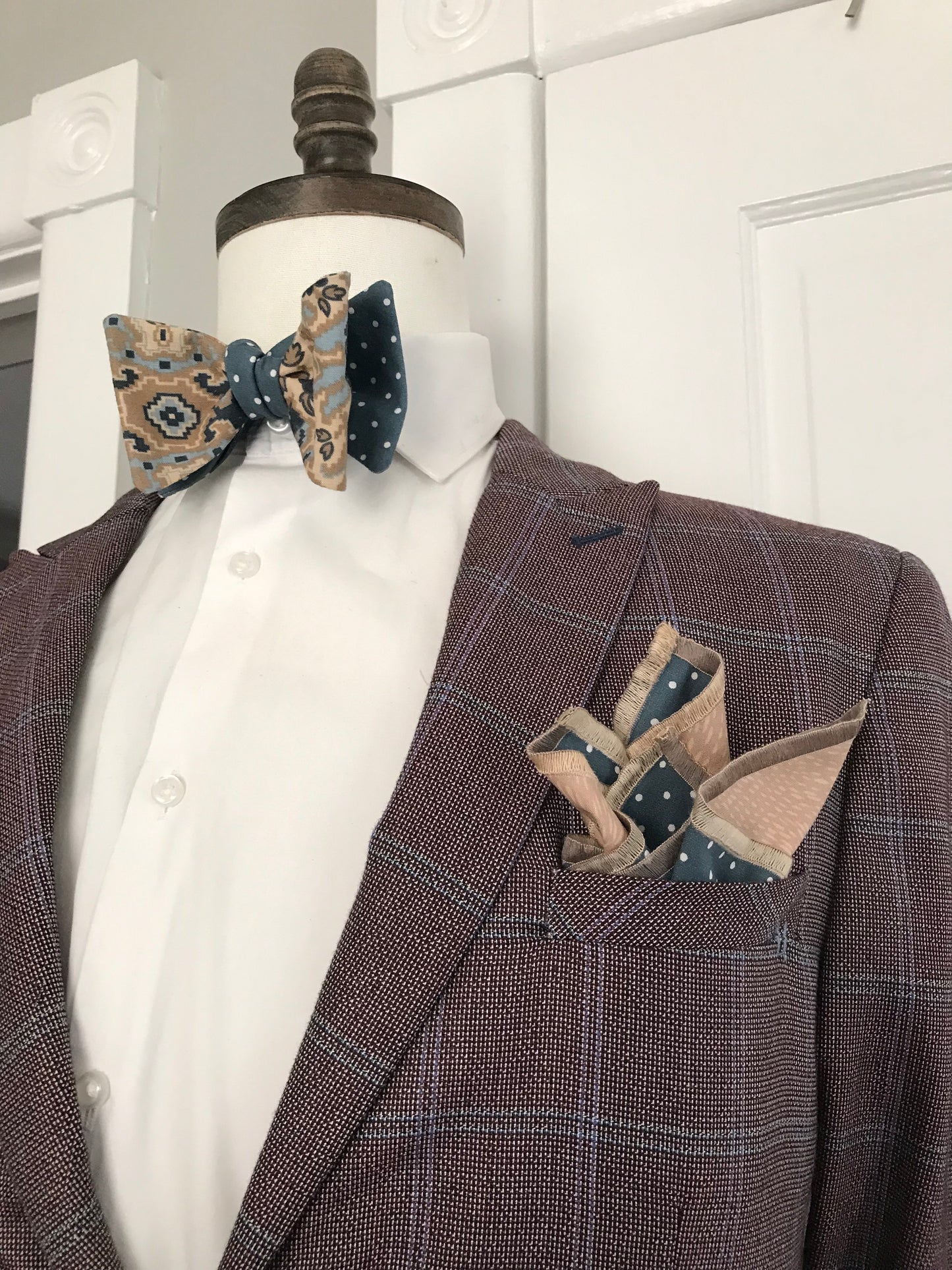 Beige and teal grey reversible Bowtie set (traditional)