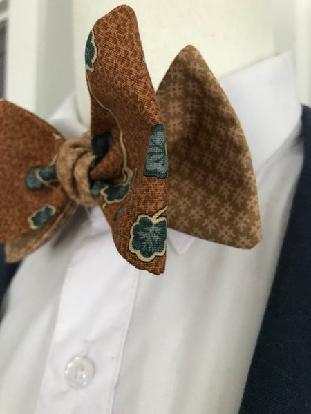 Coco and teal with beige print reversible Bowtie set