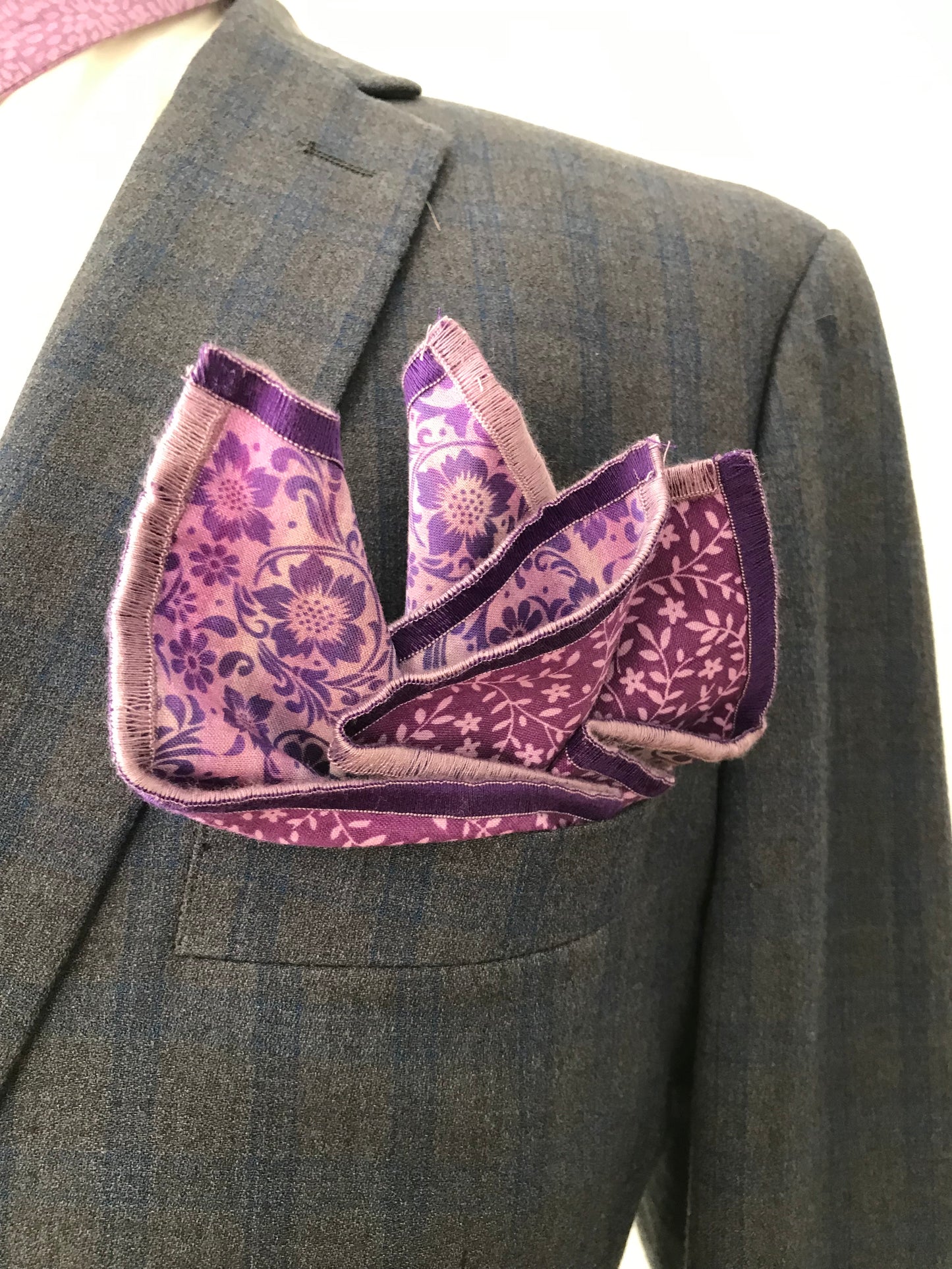 Lavender and purple print reversible Bowtie set (FATBOW)
