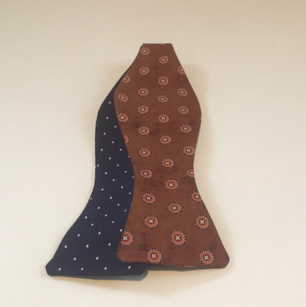 Blue dots with Brownish print Bowtie Set