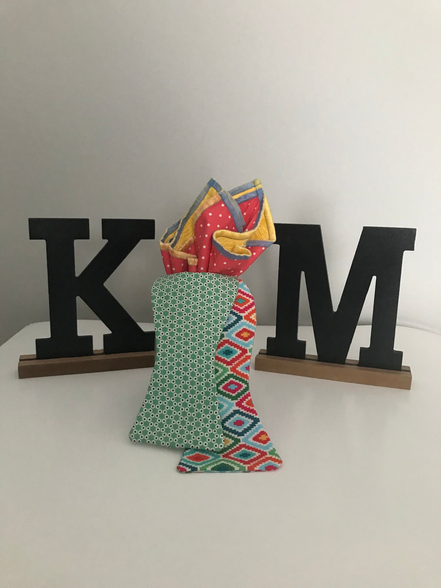 Multi print and light green Reversible Bowtie set