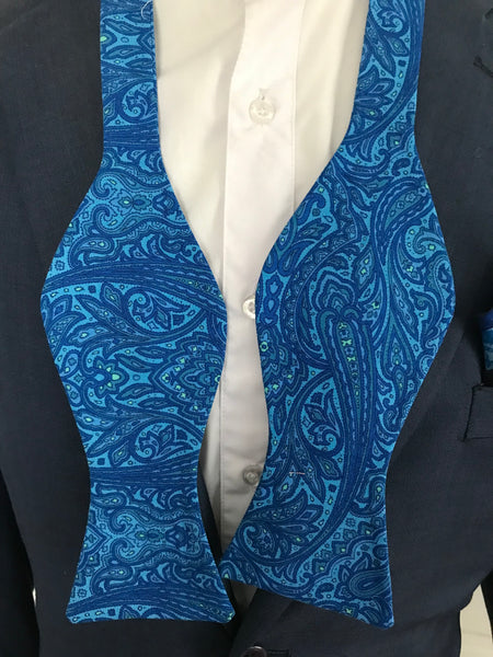 Royal blue paisley print Bowtie Set