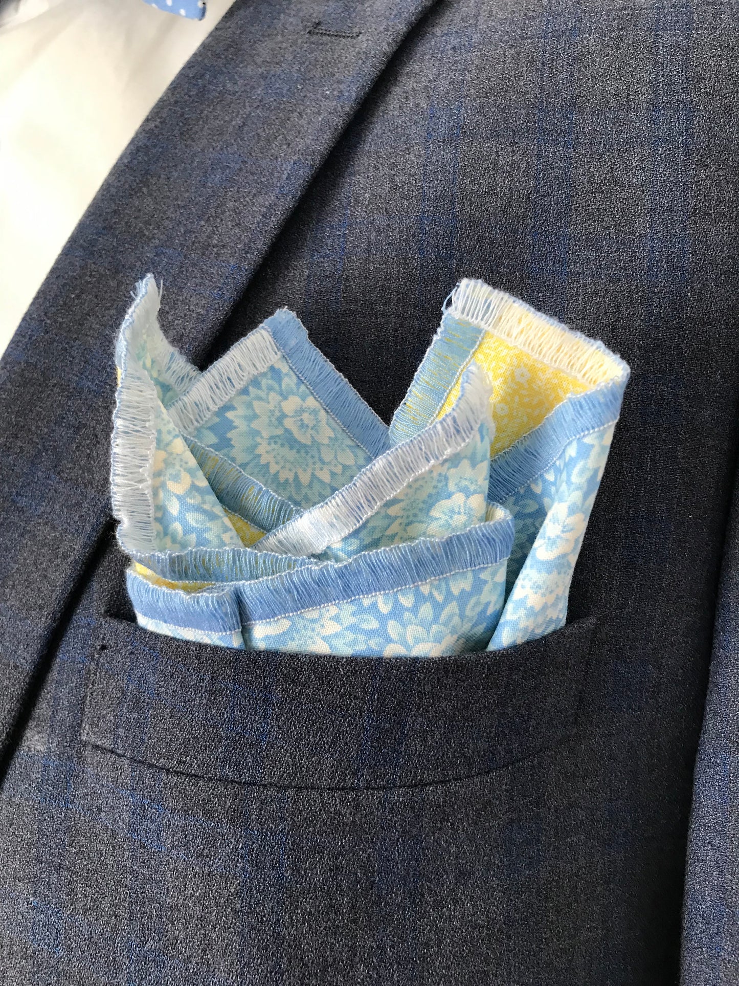 Powder blue and yellow reversible Bowtie set (FATBOW)