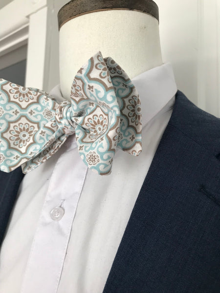 Baby blue and light brown print Bowtie Set