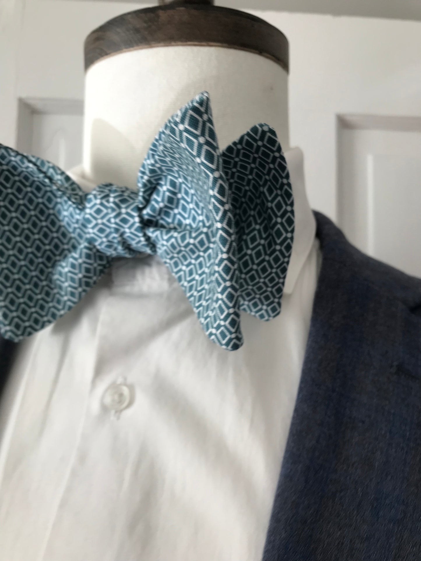 Tealish Bowtie set (FATBOW)