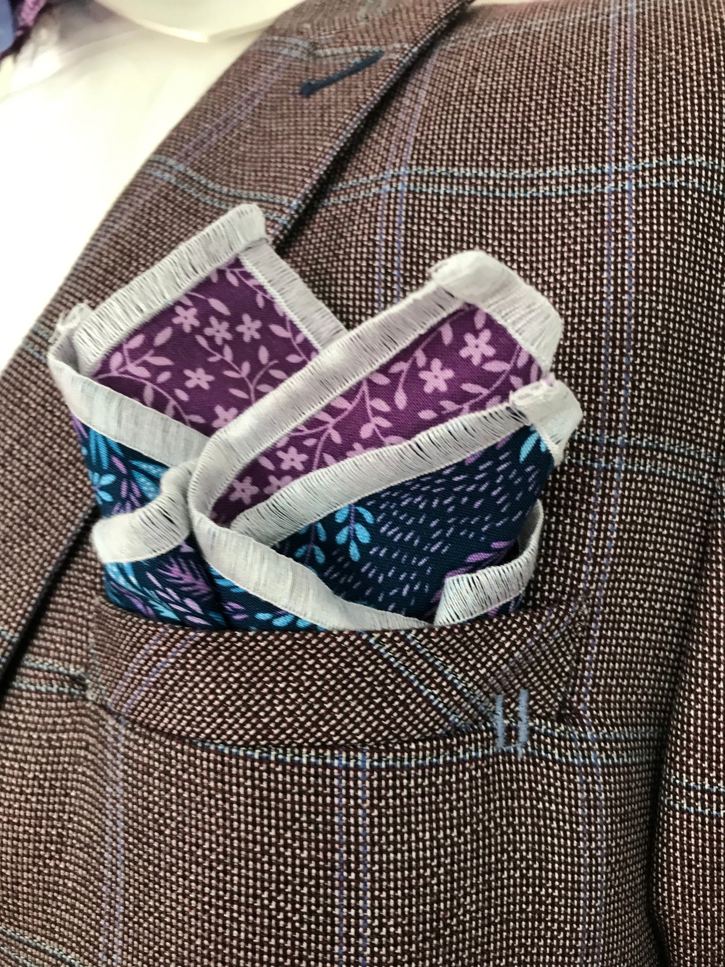 Lavender and mix purple reversible Bowtie se (traditional)