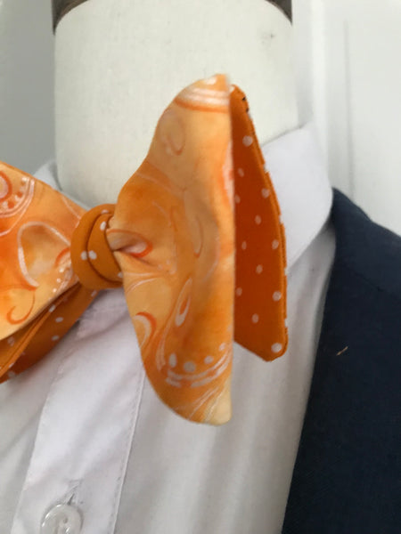 Orange circle and orange dot reversible Bowtie set