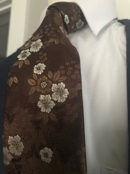 Brown and Beige tie set