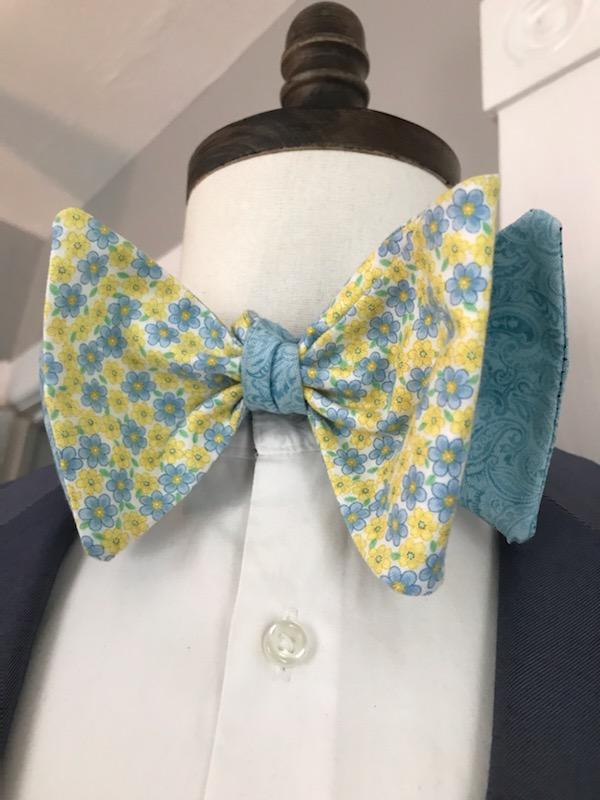 Yellow print and powder blue print reversible bowtie set (Fatbow)