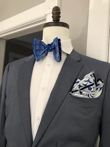Royal blue dot and royal blue print reversible bowtie set