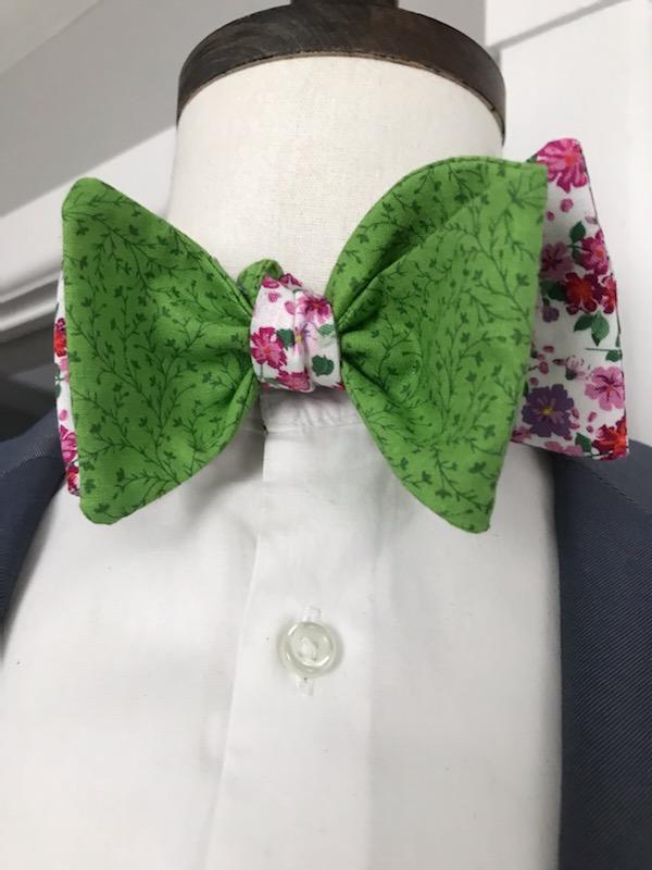 Pink and green flower print with green print reversible bowtie set (Traditional)