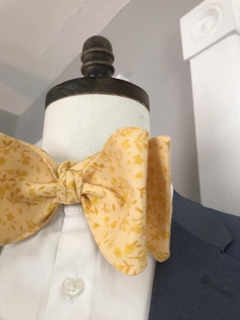 Yellow print bowtie set (Fatbow)