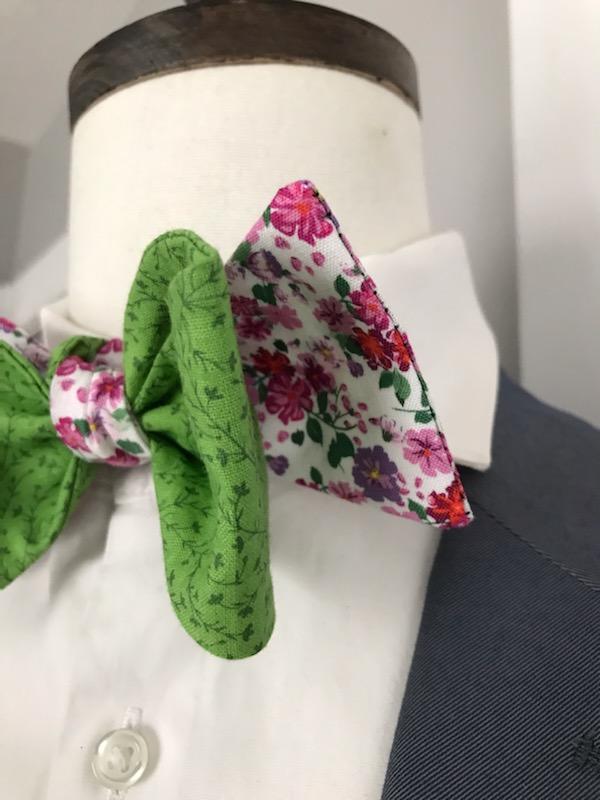 Pink and green flower print with green print reversible bowtie set (Traditional)