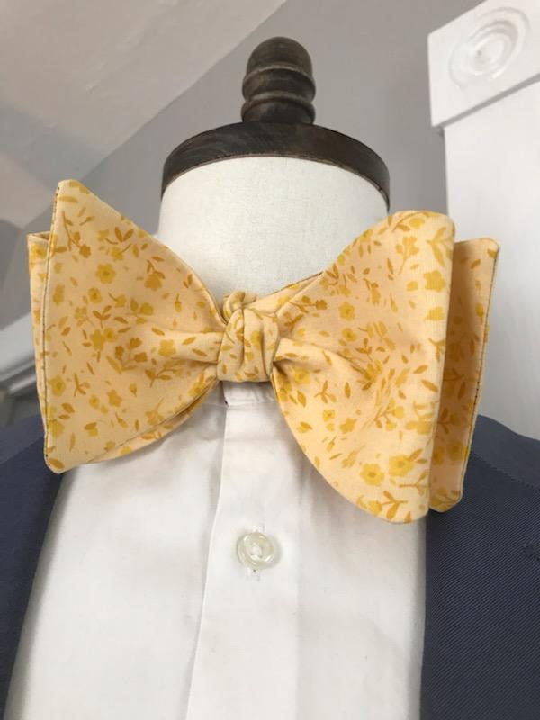 Yellow print bowtie set (Fatbow)