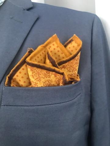 Gold and bluish brown and gold print reversible bowtie set (Fatbow)