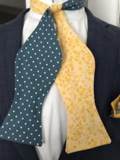 Deep gray and yellow reversible bowtie set (Fatbow)