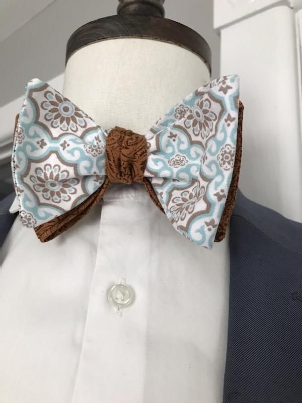 Baby blue and coco brown print with coco brown paisley print reversible bowtie set (Traditional)
