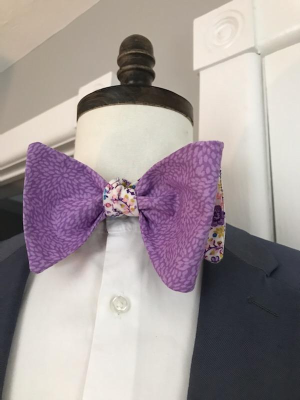 Lavender and flower print reversible bowtie set (Fatbow)