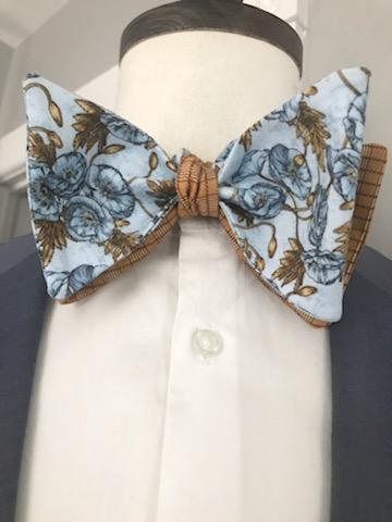 Gold and bluish brown and gold print reversible bowtie set (Fatbow)