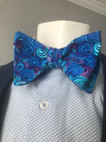 Blue swirl in Print Bowtie Set