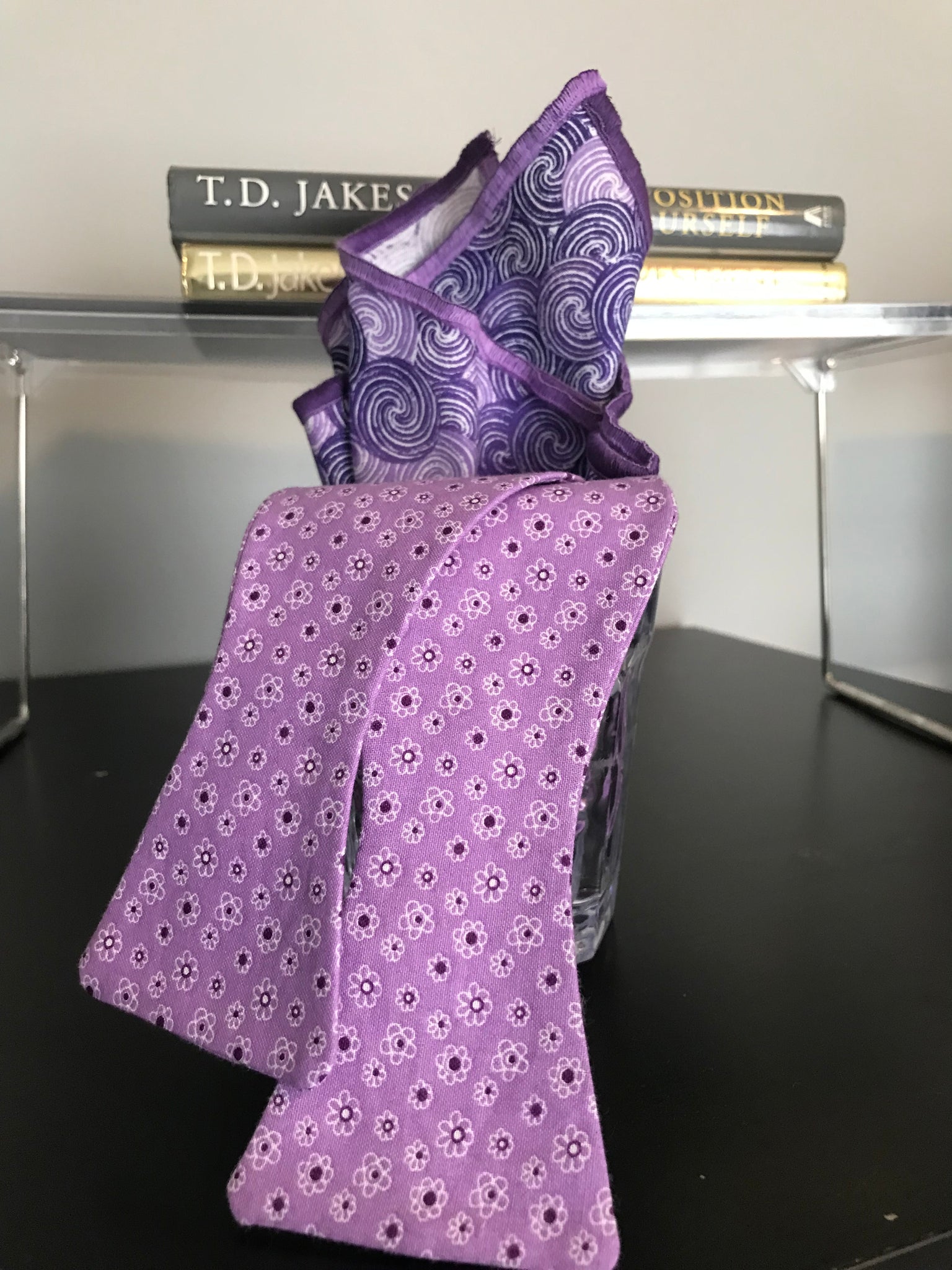 Lavender print Bowtie Set