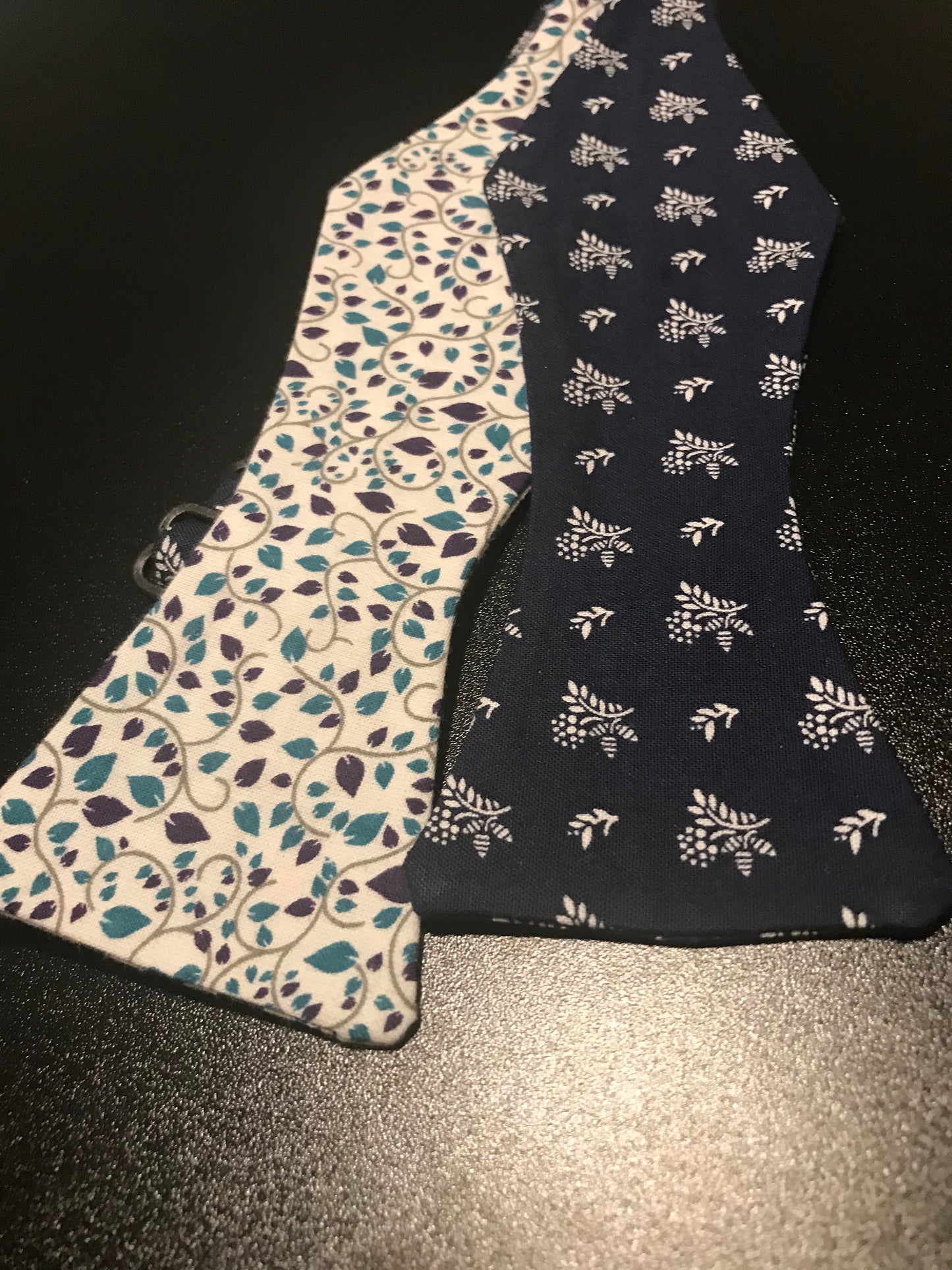 Blue and Teal Bowtie Set